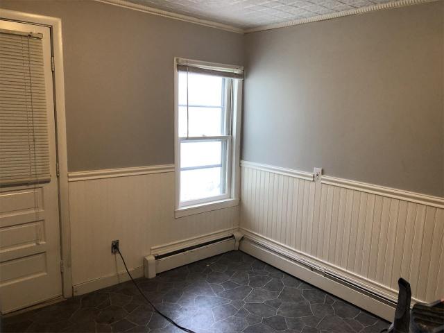 Apartment for rent in Village of Green Island, Town of Green Island