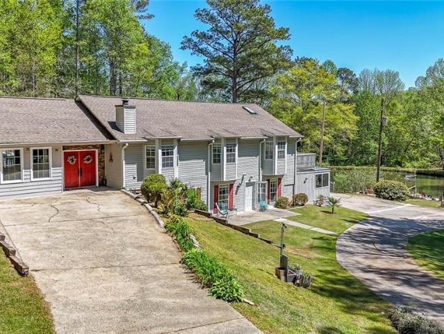 House for sale in Paulding, Georgia
