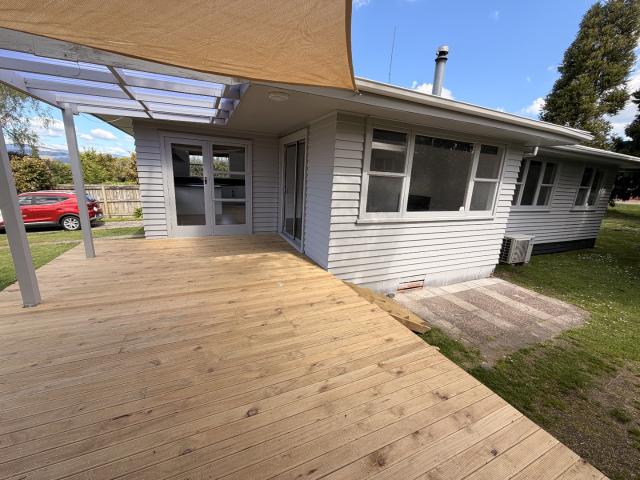 House for rent in Western Heights Shopping Centre, Rotorua