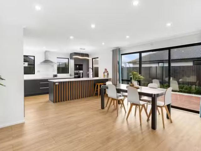 House for sale in Lincoln, Canterbury