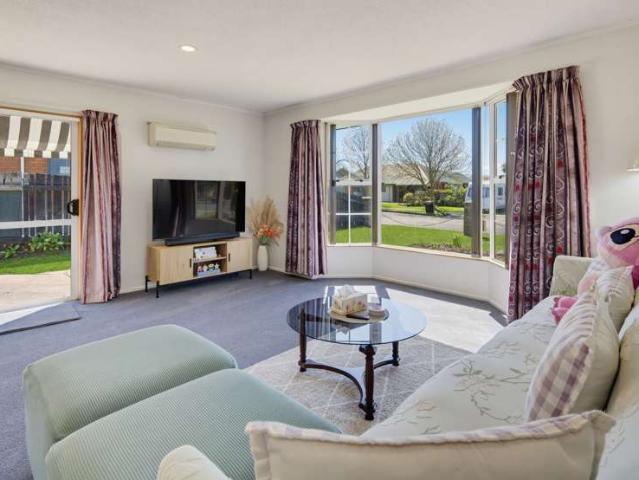 Townhouse for sale in Redwoodtown, Blenheim