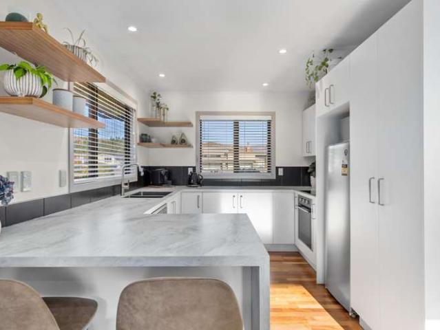 House for sale in Otakou