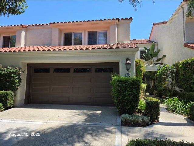 Townhouse for sale in Irvine, California