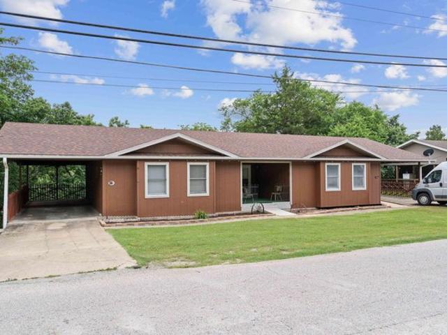 Townhouse for sale in Stone, Missouri