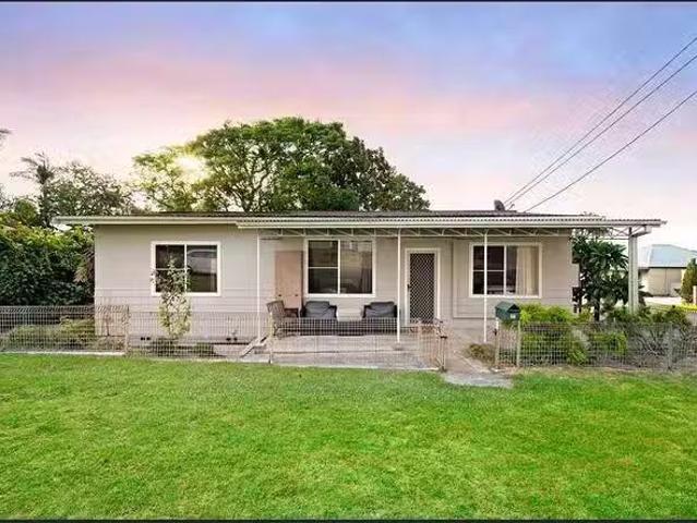 House for rent in Glenmaggie, Victoria