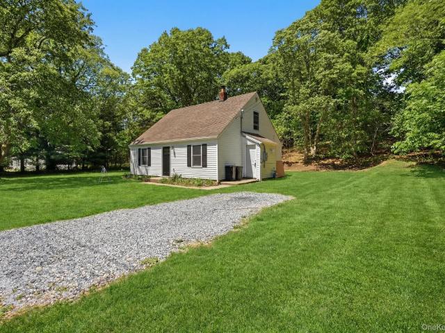 House for sale in Smithtown, New York