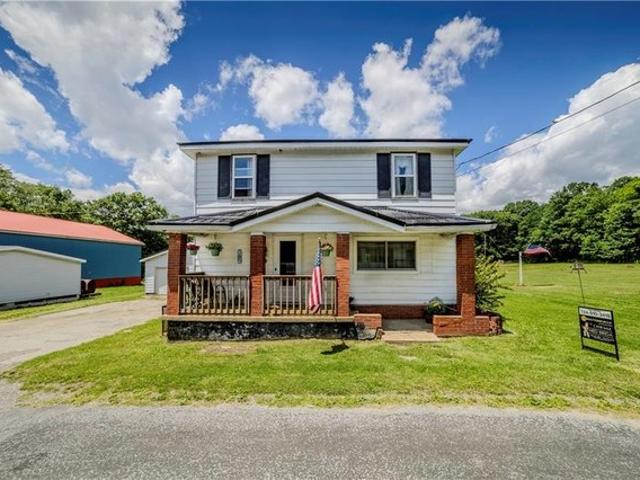 House for sale in Alverda, Pennsylvania
