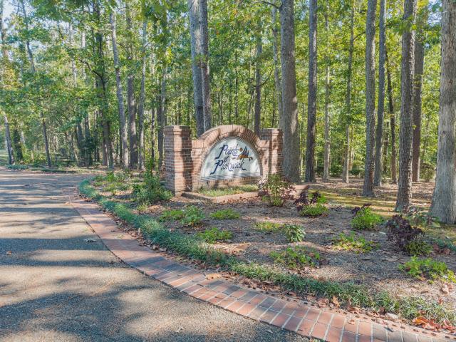Land for sale in Savannah, West Tennessee