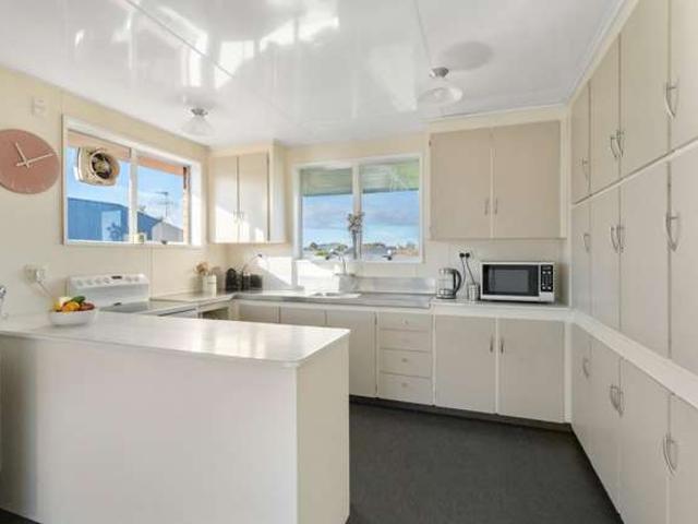 House for sale in Otakou