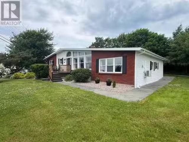 House for sale in Upper Island Cove, Newfoundland And Labrador