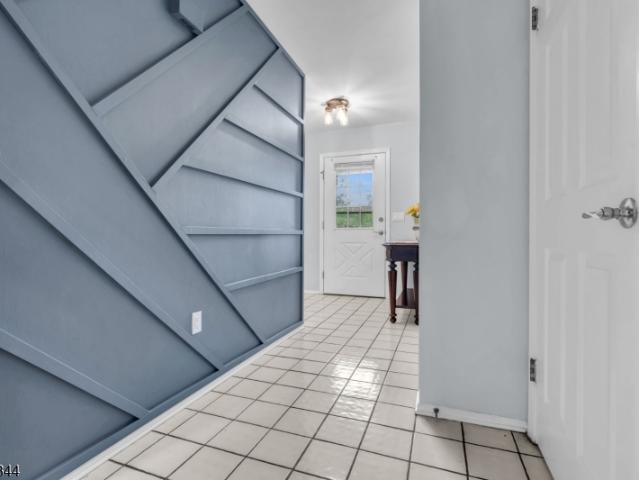 Townhouse for sale in Flagtown, New Jersey