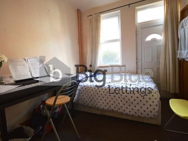 House for rent in Hyde Park, West Yorkshire