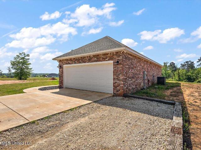 House for sale in Forest, Scott County