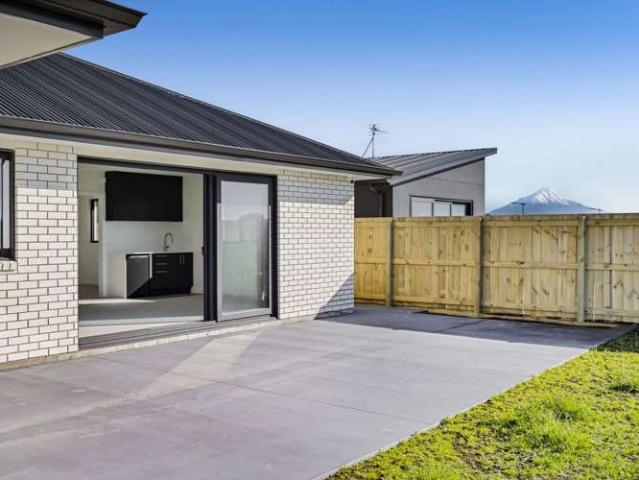 House for sale in Taranaki