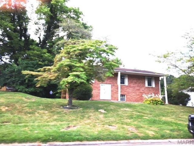 House for sale in Meridian Hills North, Glen Carbon