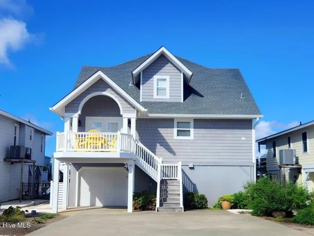 House for sale in Ocean Isle Beach, North Carolina