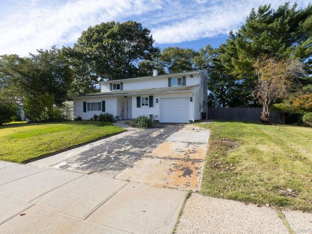 House for sale in South Setauket Park, Town of Brookhaven