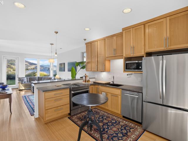 Condo for sale in Mosier, Wasco County