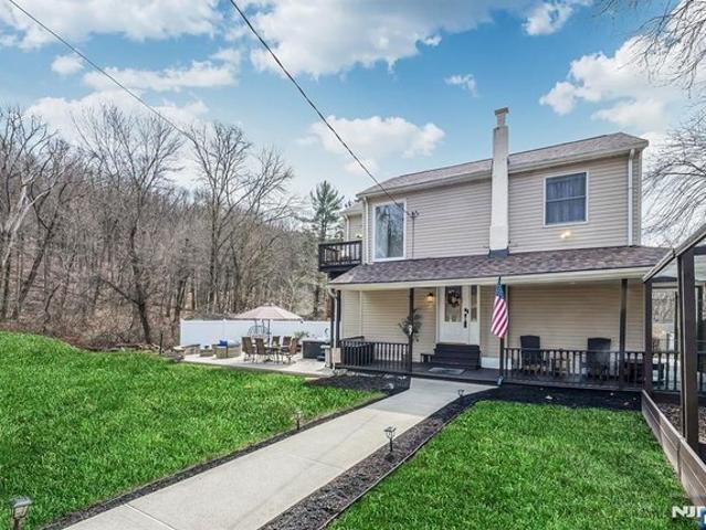 House for sale in Passaic, New Jersey