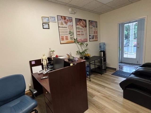 Commercial for sale in Warren, New Jersey