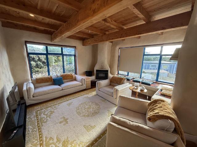 House for rent in Otakou