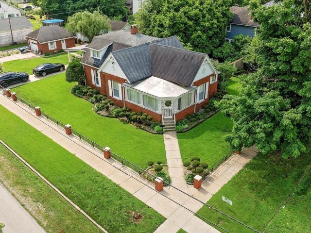House for sale in Worthington, Indiana