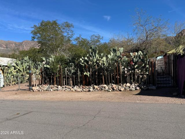 House for sale in Superior, Arizona