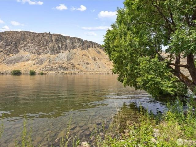 Land for sale in Orondo, Washington