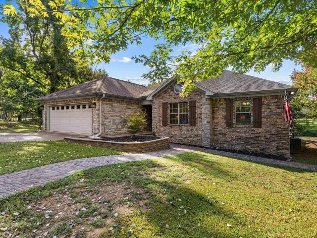 House for sale in Ark