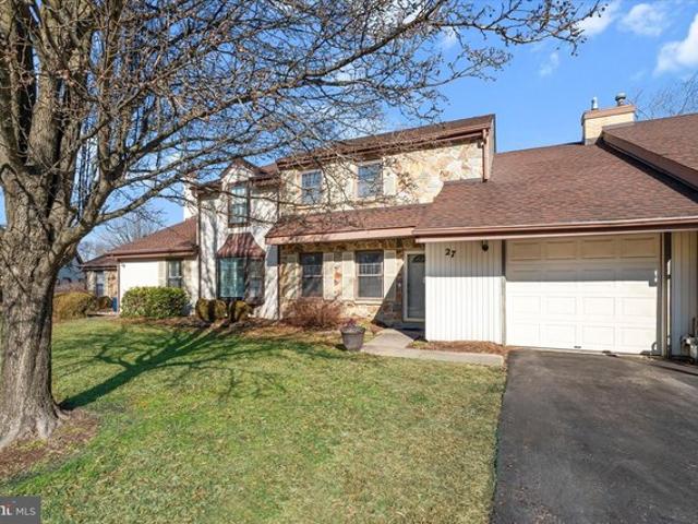 Townhouse for sale in Delaware