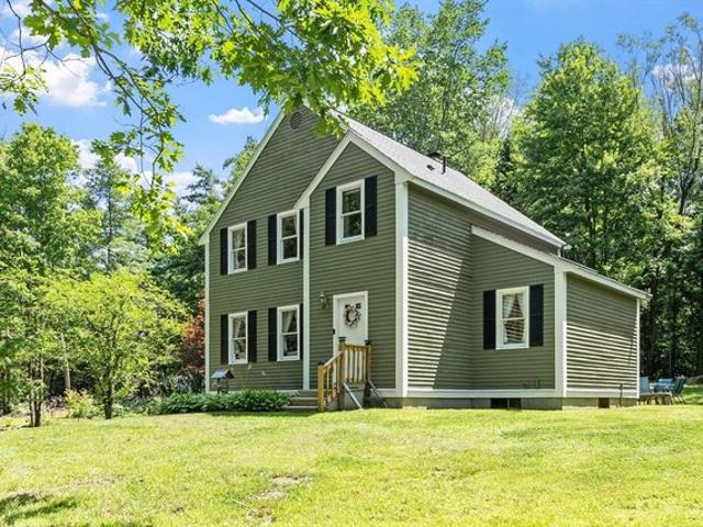 House for sale in Hubbardston, Massachusetts