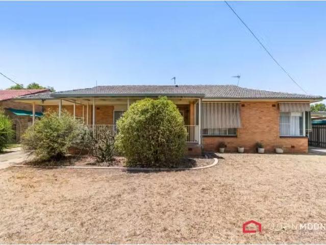 House for rent in Mount Austin, Wagga Wagga City Council