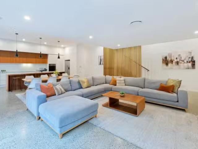 House for sale in Oratia