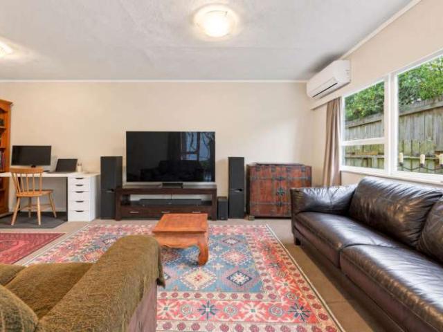 Apartment for sale in Devonport, Oroua County
