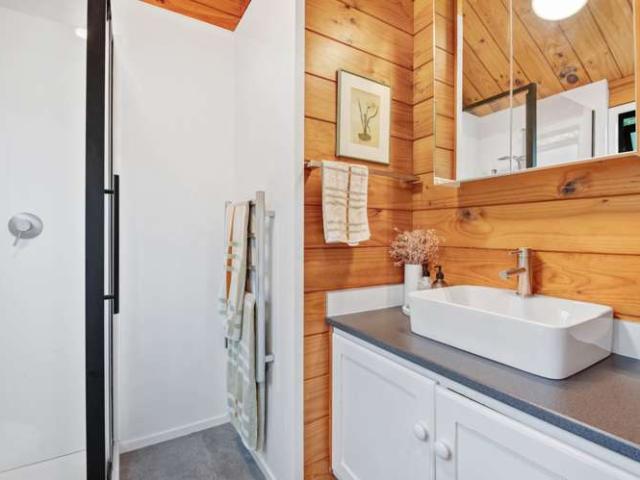 House for sale in Whangaparaoa