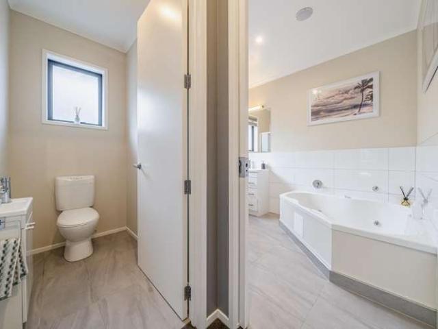 House for sale in Pauatahanui, Wellington