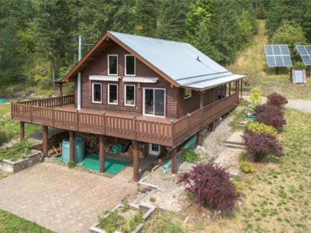 House for sale in Area E (Cherryville/East Creighton), Regional District of North Okanagan