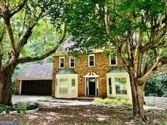 House for sale in Lilburn, Georgia
