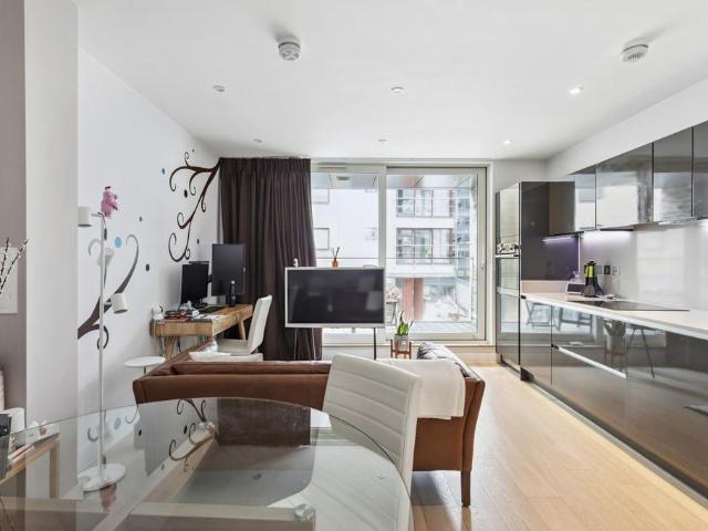 Apartment for rent in Greater London