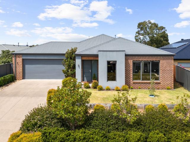 House for rent in Sale, Victoria