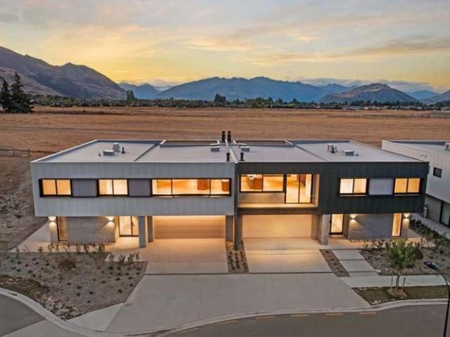 House for sale in Otakou