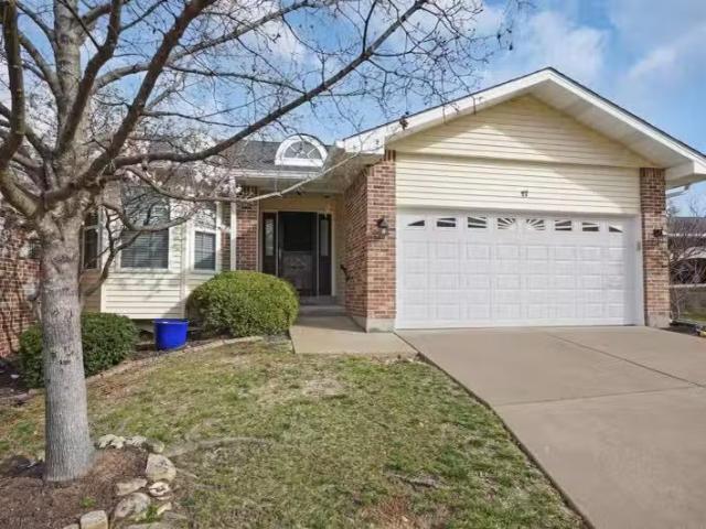 Condo for sale in O Fallon Condo for sale in O Fallon