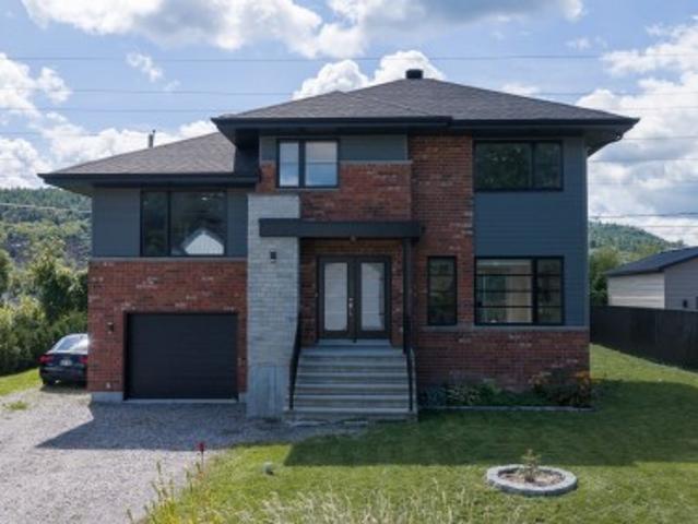 House for sale in Vaudreuil-soulanges, Quebec