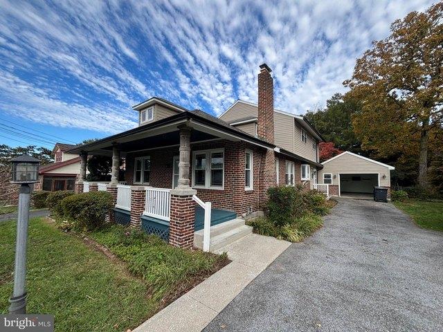 House for sale in Elverson, Chester County