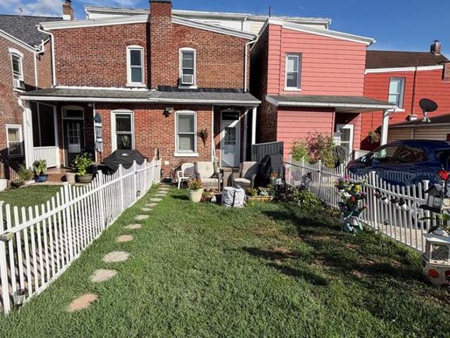 Townhouse for sale in Boyertown, Berks County