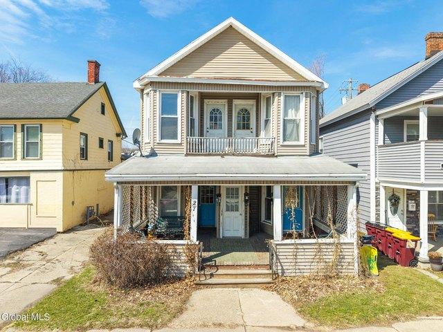 House for sale in Saratoga, New York