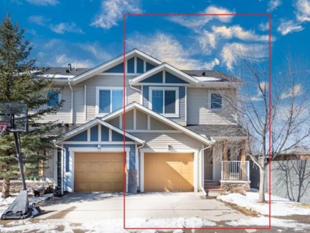 Townhouse for sale in Northwest, Alberta