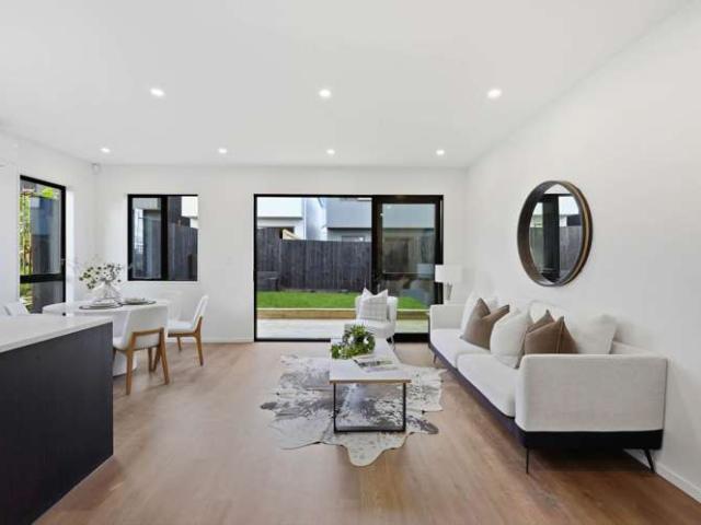 House for sale in Paremoremo