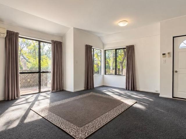 House for rent in Johnsonville East, Wellington