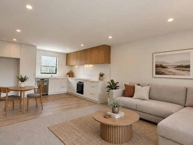 Townhouse for rent in Shirley, Canterbury